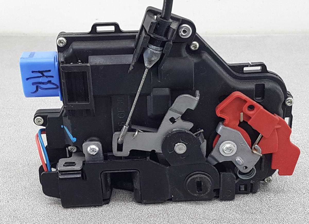 VW Touran 1T Türschloss hinten rechts 7L0839016D Bj2007 für ZV 7 Pins