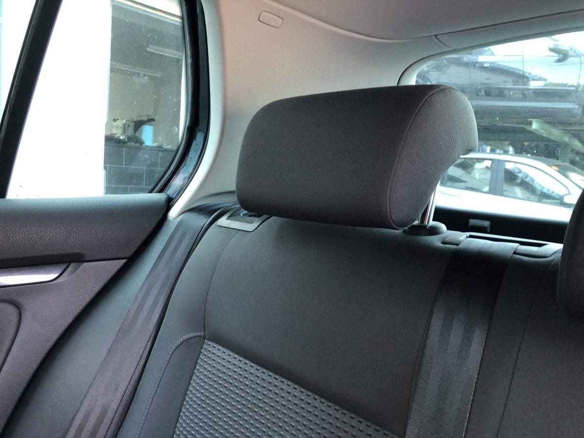 VW Golf 5 V 1K R&uuml;cksitzbank hinten Sitzbank R&uuml;ckbank f&uuml;r 5 t&uuml;rer Stoff