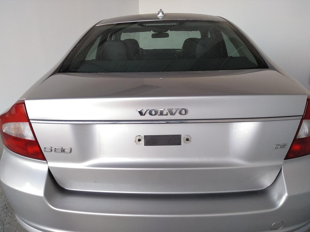 Volvo S80 II Heckklappe silbermetallic leicht beschädigt Bj.2008