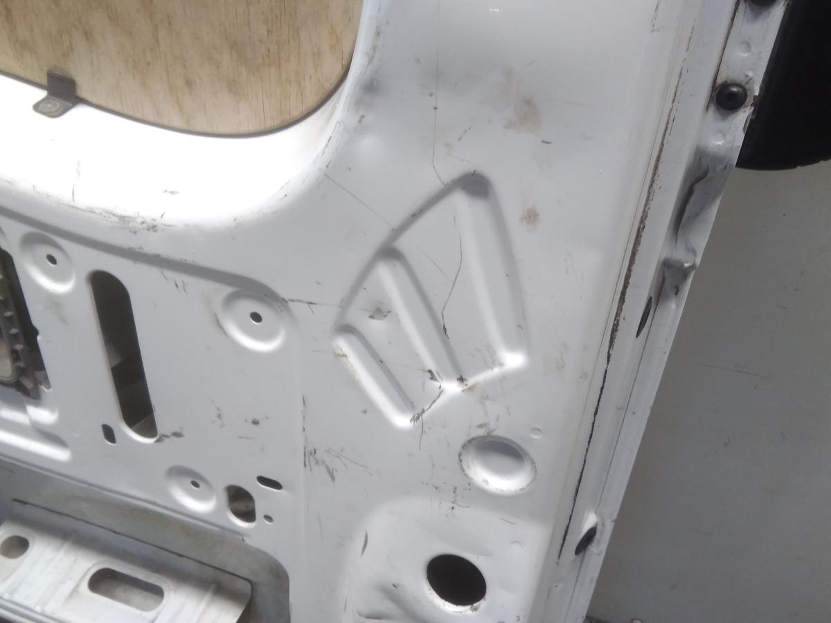 Mercedes Sprinter 906 Hecktür Heckflügeltür rechts Hochdach beschädigt Bj.2015