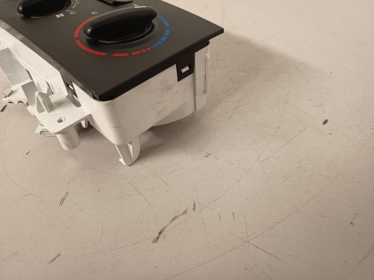 Citroen Berlingo II B9 Bj 2011 orig Heizungsbetätigung Bedienteil Klima Lüftung Citroen Berlingo II B9 Bj 2011 orig Heizungsbetätigung Bedienteil Klima Lüftung