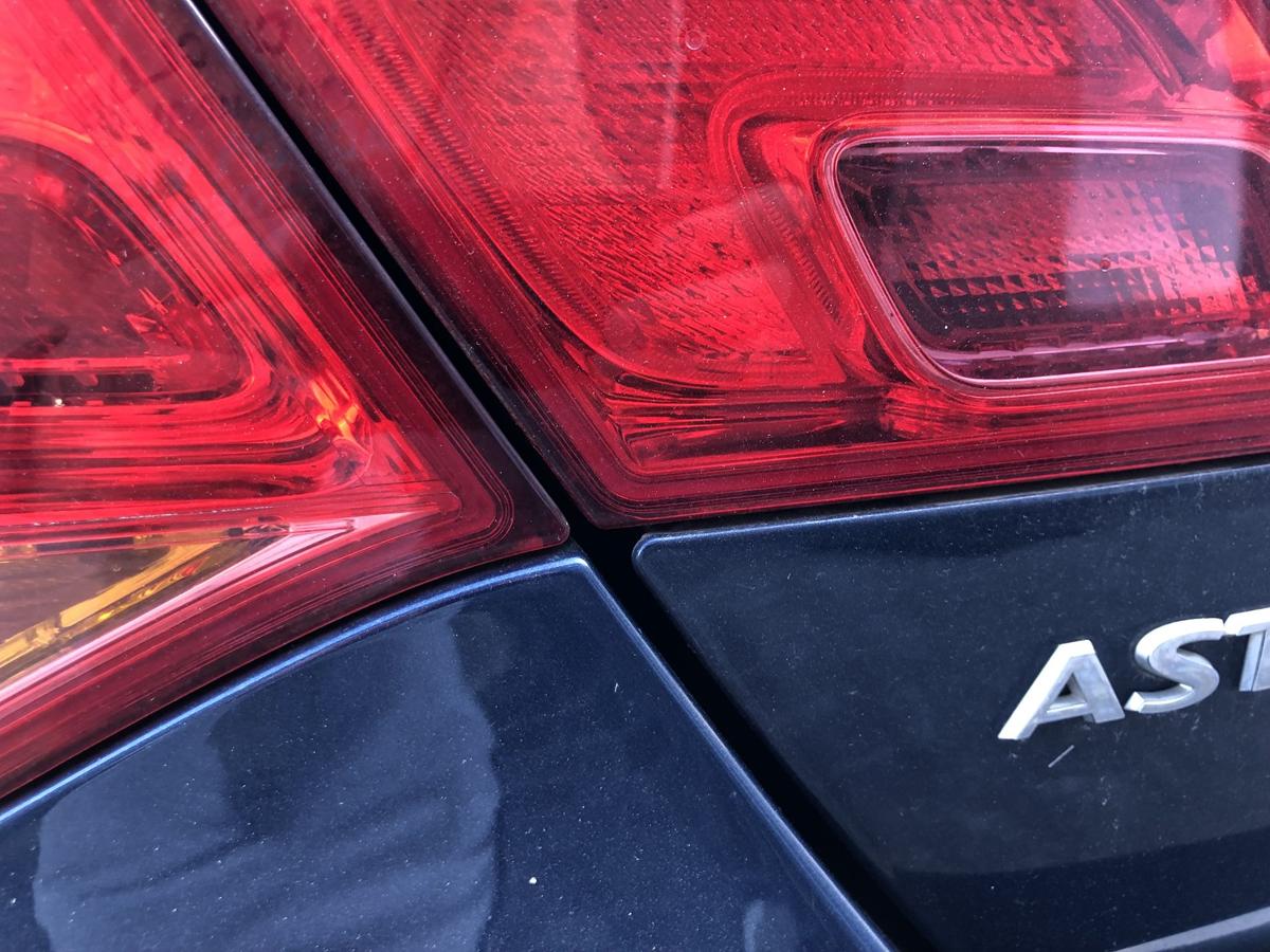 Opel Astra J Rückleuchte innen links Rücklicht Heckleuchte Schlusslicht