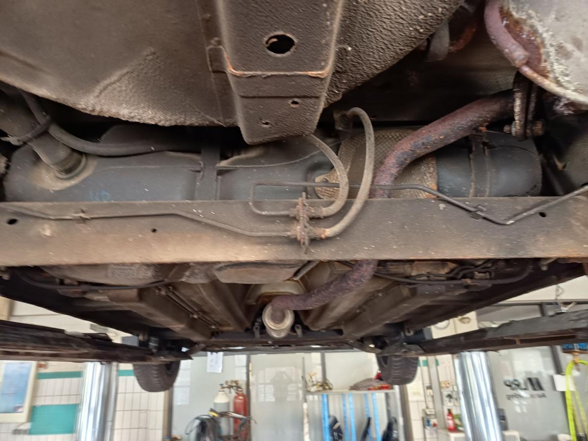 Agila B original Hinterachse trommelgebremst f&uuml;r K12B 1,3l 63kW 111tkm Bj 2008