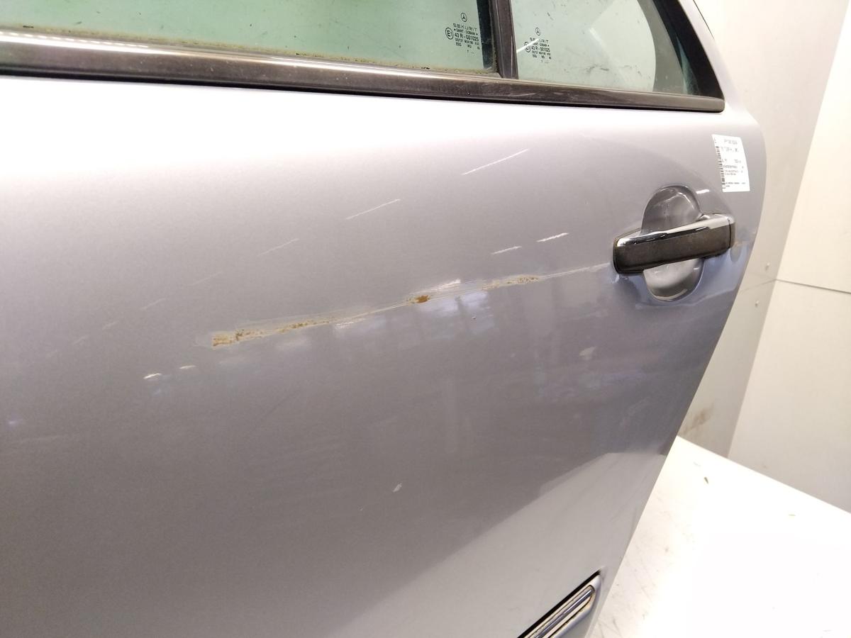 Mercedes E-Klasse W210 T&uuml;r hinten links Limousine Bj.1997