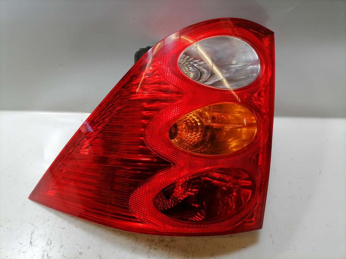 Peugeot 1007 original R&uuml;cklicht R&uuml;ckleuchte Schlussleuchte rechts Bj.2005