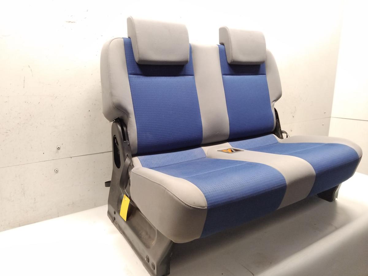 VW Caddy 2K R&uuml;cksitzbank 2er 2. R&uuml;cksitzreihe Kofferraum Bj.2008