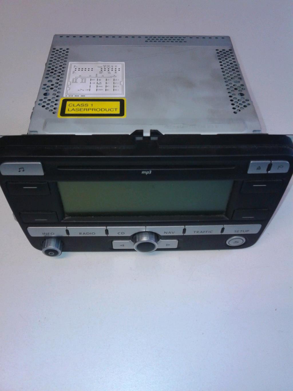 VW Passat 3C original Radio-Navigationssystem RNS300 1K0035191D inkl. Code BJ2008