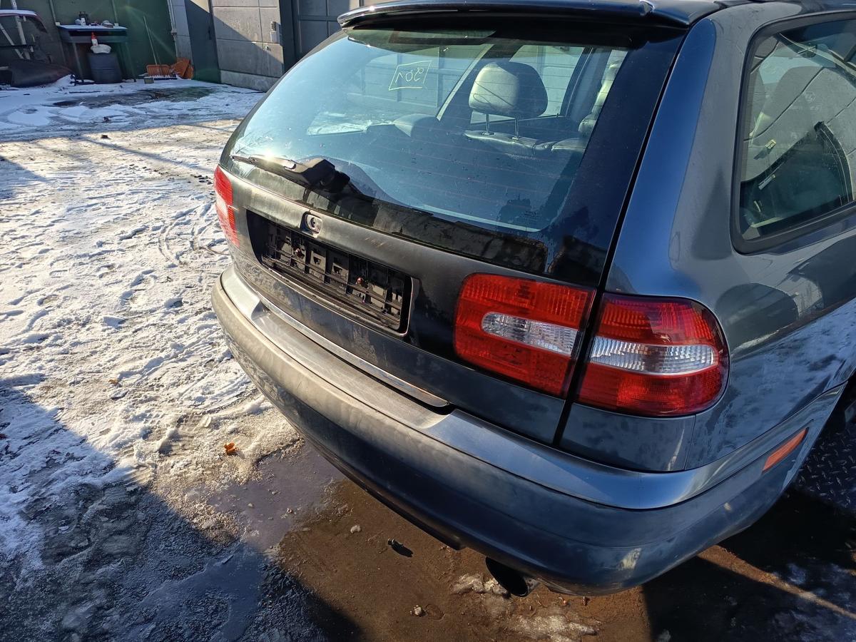 Volvo V40 original Heckklappe mit Scheibe Titangrau Bj 2001