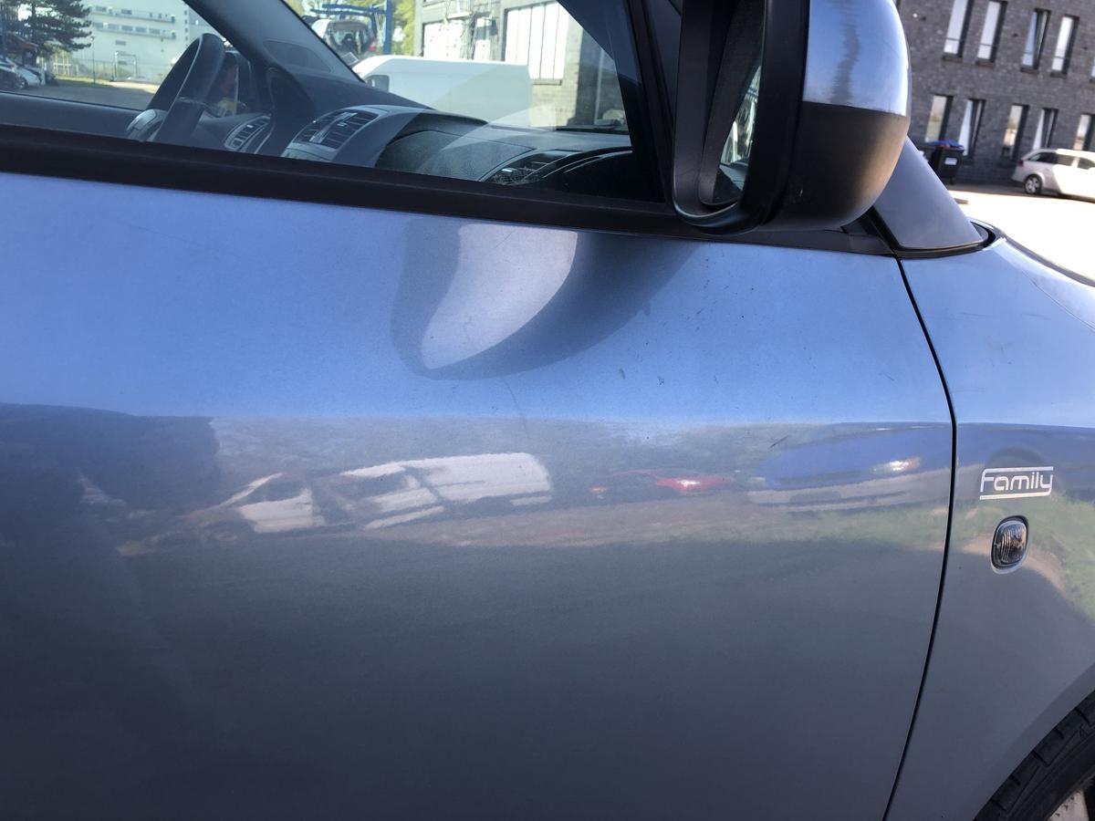 Skoda Fabia II 2 Typ 5J T&uuml;r vorn rechts Beifahrert&uuml;r im Rohbau LF5X Satin Grey