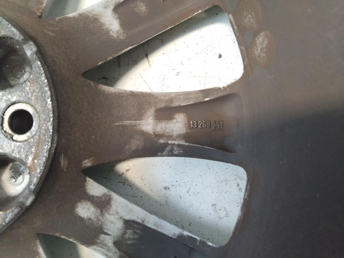 Opel Meriva B original 4er Satz Alufegen 7.0Jx17H2 ET35 13269541 RONAL BJ2013