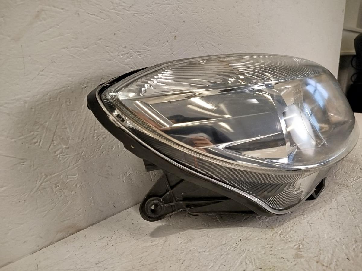 Skoda Fabia 5J ab 2010 Scheinwerfer rechts Halogen Linse Facelift Halter defekt