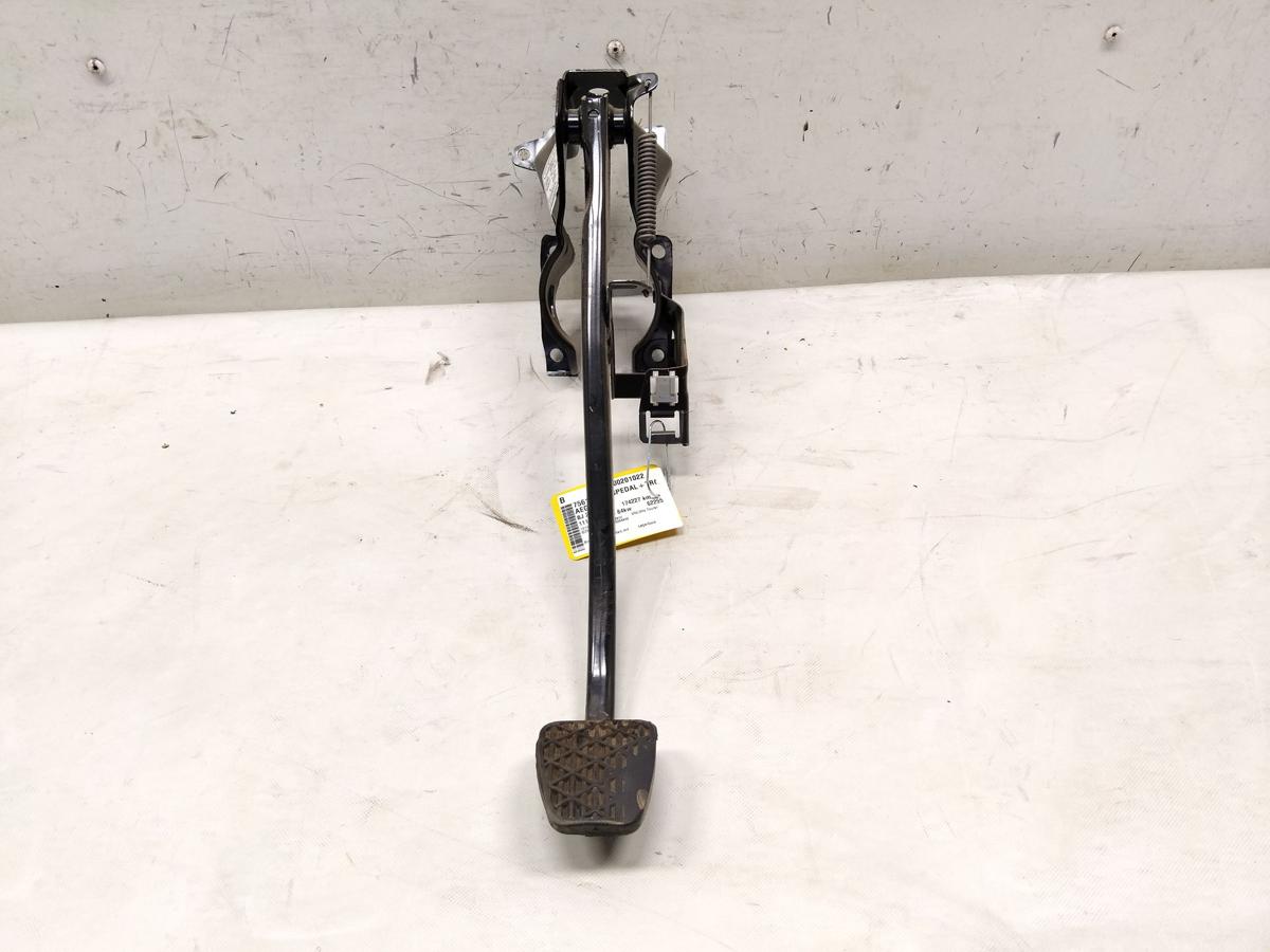 Mercedes Vito 111CDI 447 original Bremspedal mit Lagerbock Bj.2014