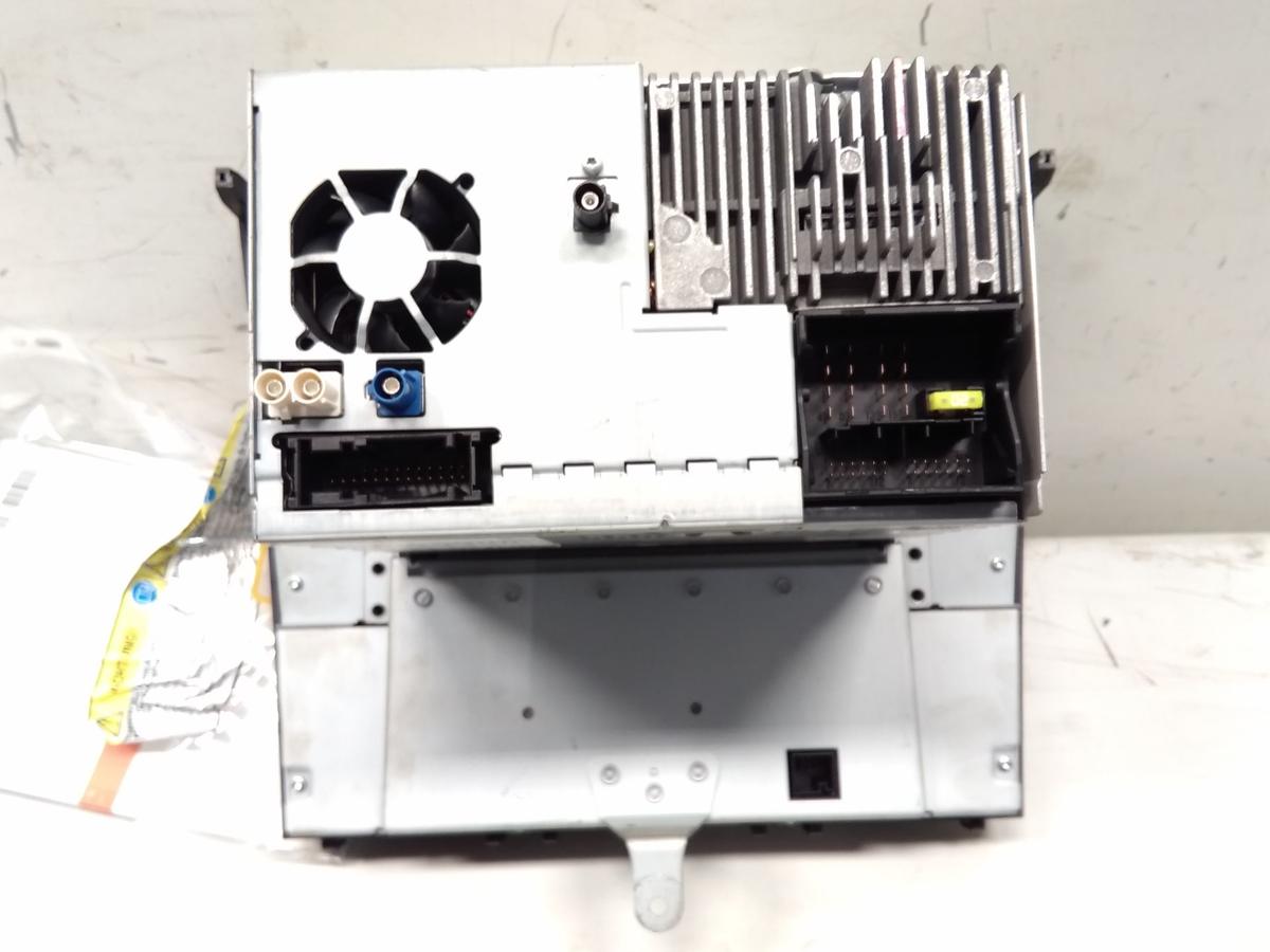 VW Phaeton GP4 Radio Navigationssystem mit DAB+ RNS 810 3D0035005S Bj.2015