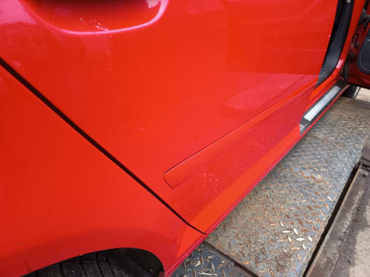 Audi A3 8PA original T&uuml;r hinten rechts Fond Y3J Brillantrot Bj 2005