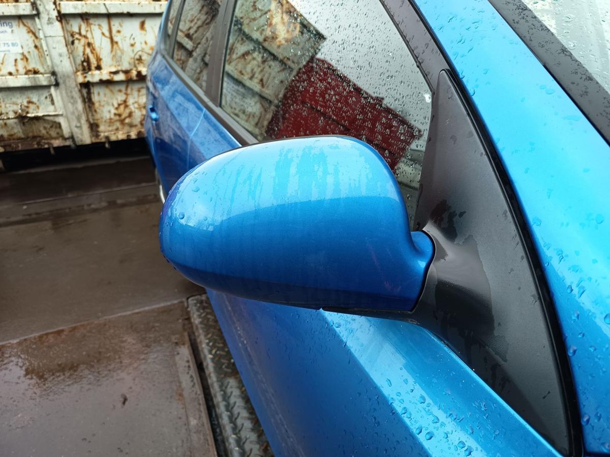 Hyundai i30 FD original Aussenspiegel rechts elektrisch BV Vivid blue Bj 2010