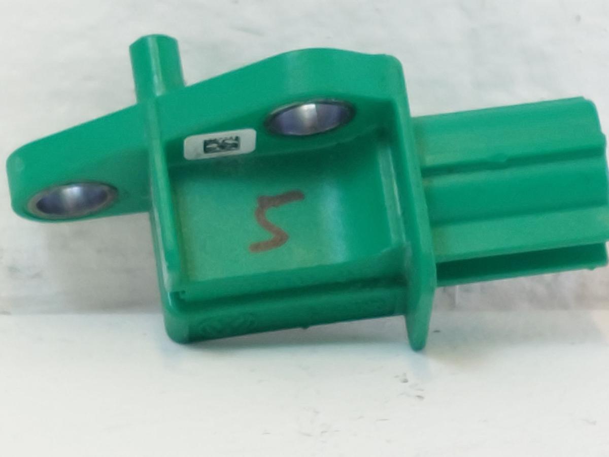 VW Audi Skoda Seat Airbagsensor Aufprallsensor Crashsensor Sensor OEM