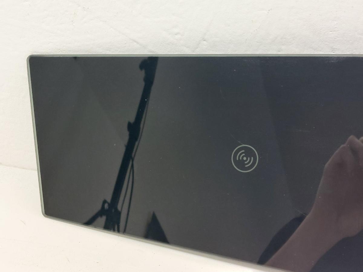 NIO ET7 Elektro Blende Verkleidung B-Säule links außen mit NFC Chipkartenleser