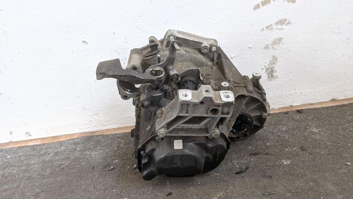 Getriebe Schaltgetriebe manuell 5-Gang FCH 120tkm VW New Beetle Cabrio 1Y