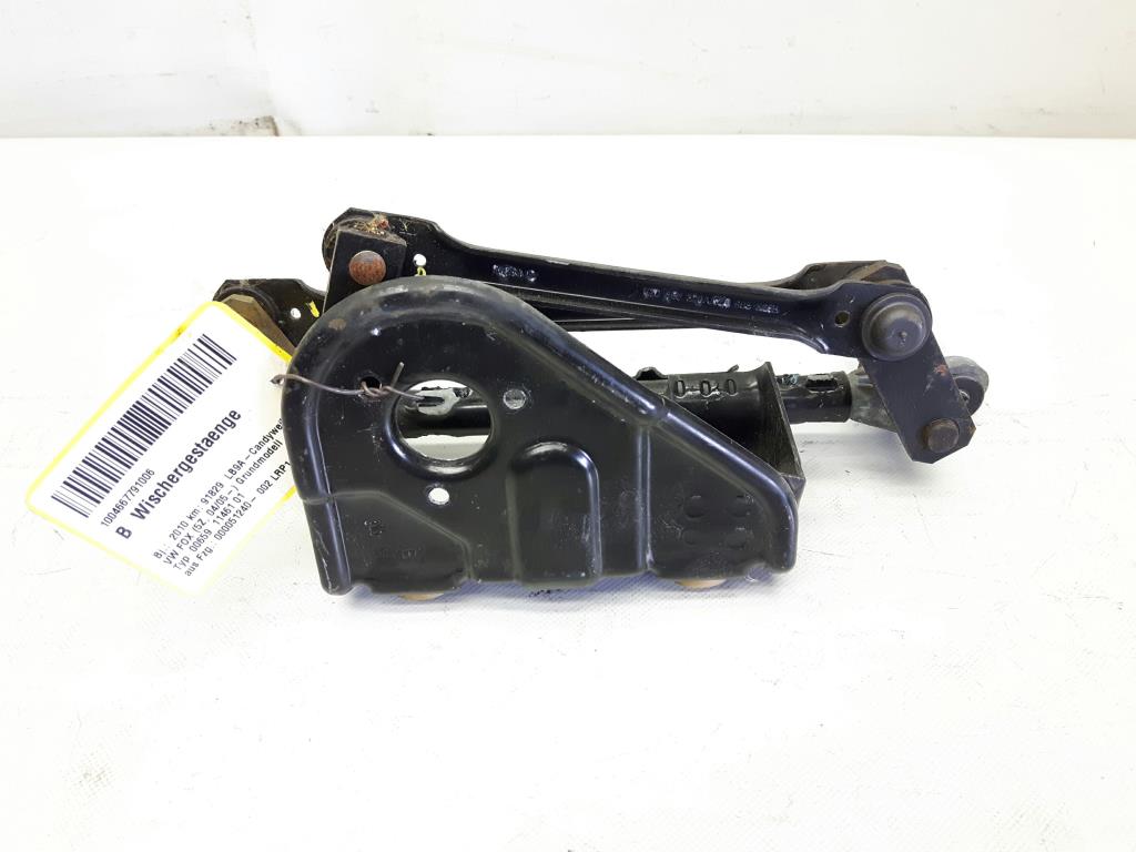 VW Fox 5Z BJ2010 Wischergestänge vorn 5Z0955603B Bosch