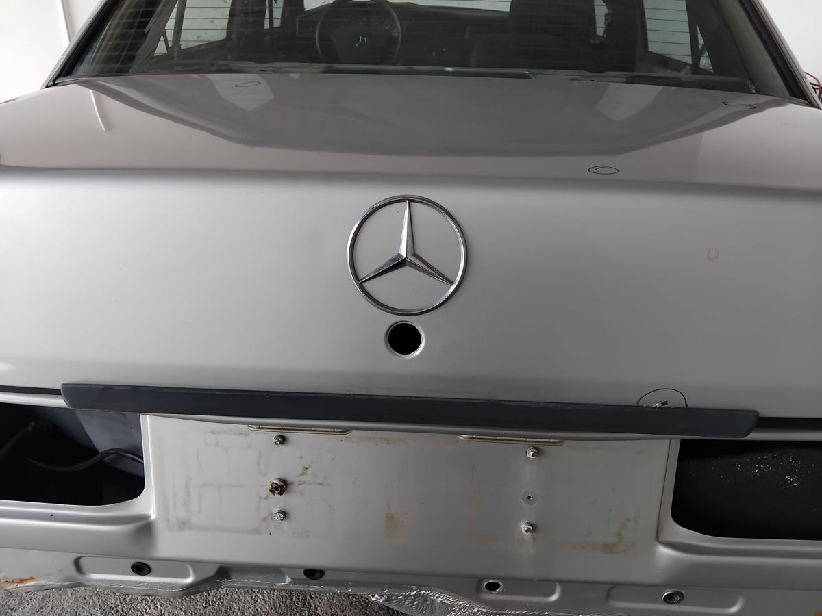Mercedes Benz 190 W201 original Heckklappe 744 brillantsilbermetallic BJ1991