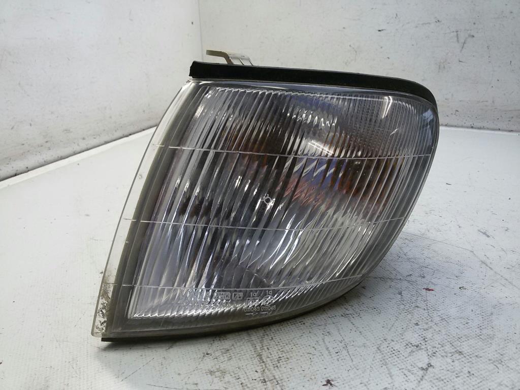 Hyundai Starex original Blinker Blinkleuchte links weiß BJ2001