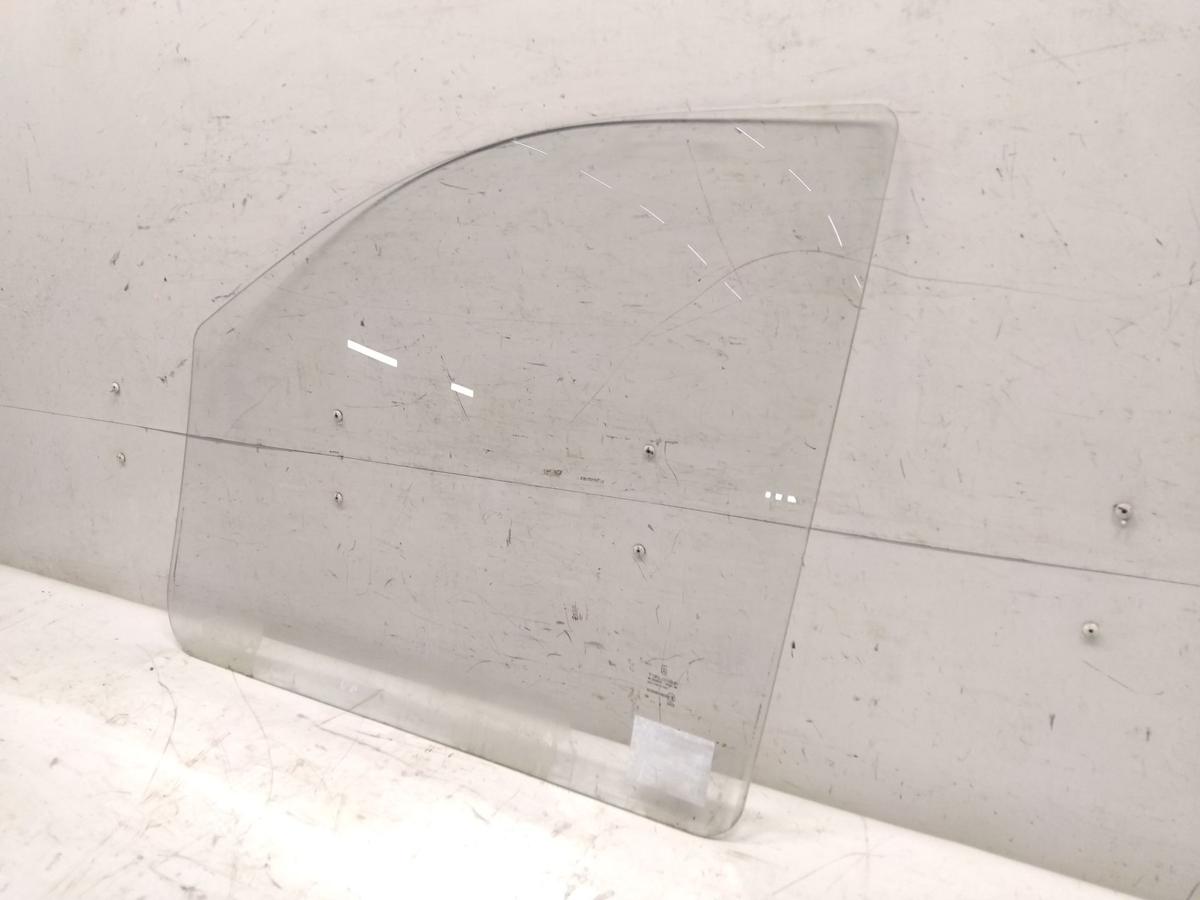 Mercedes Benz Vito 639 T&uuml;rscheibe vorn rechts Klarglas Bj.2004