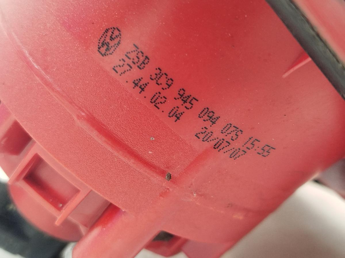 VW Passat 3C B6 R&uuml;ckleuchte innen rechts Heckklappenteil Variant Kombi OEM