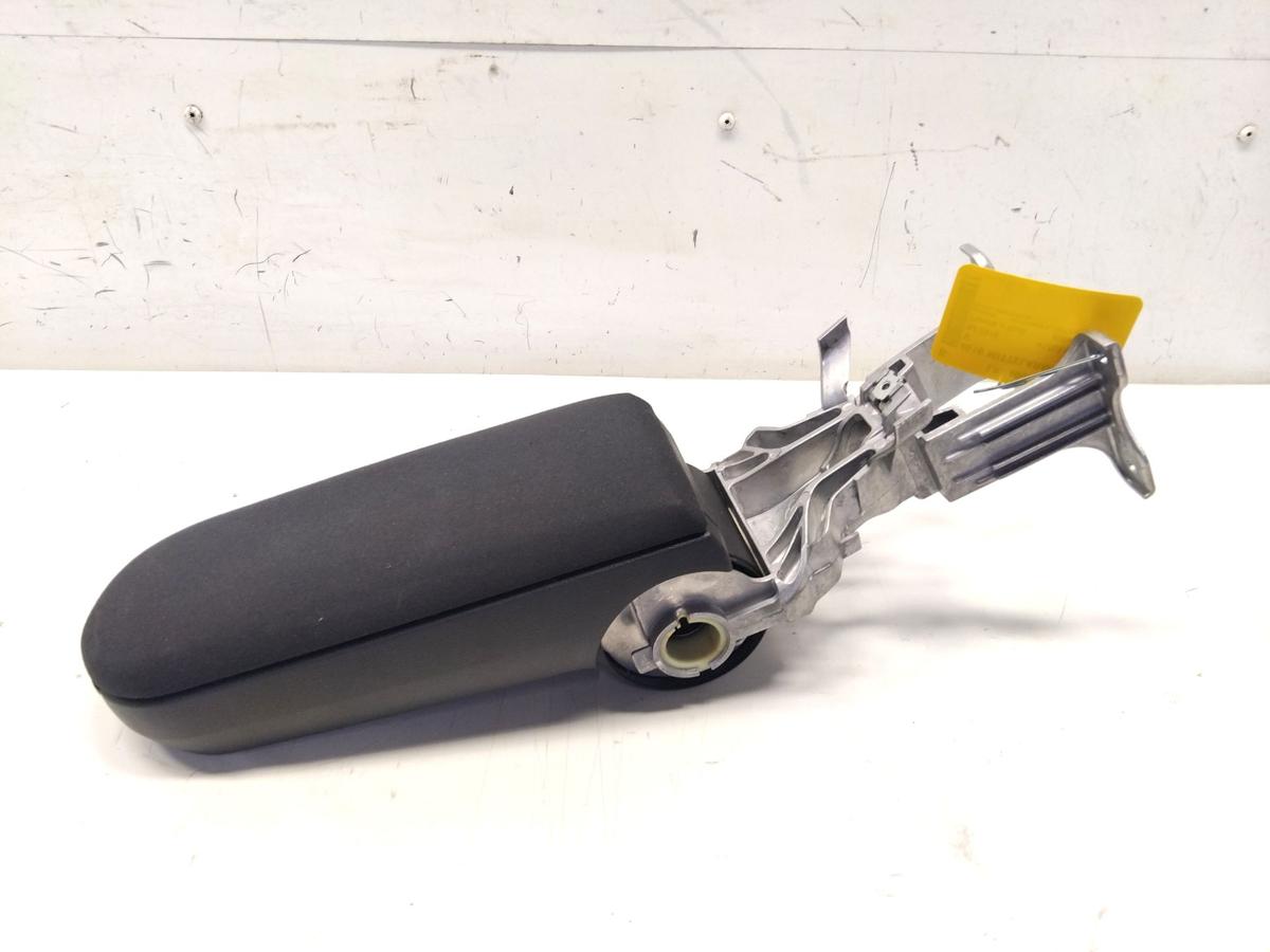VW Polo 6R original Mittelarmlehne mit Ablagefach Plastik+Stoff schwarz Bj.2010