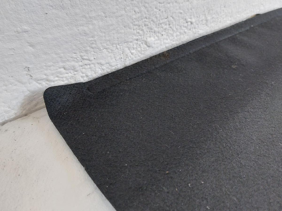 Toyota Yaris XP9 Hutablage Ablage hinten Abdeckung Kofferraum schwarz