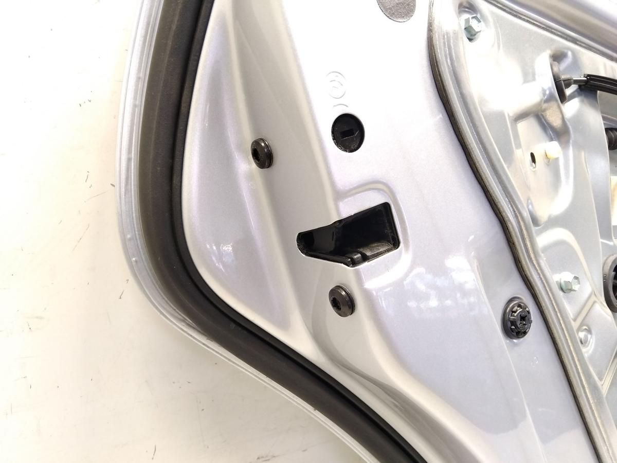 VW Polo 9N3 T&uuml;r hinten links reflexsilbermetallic LA7W Bj.2006