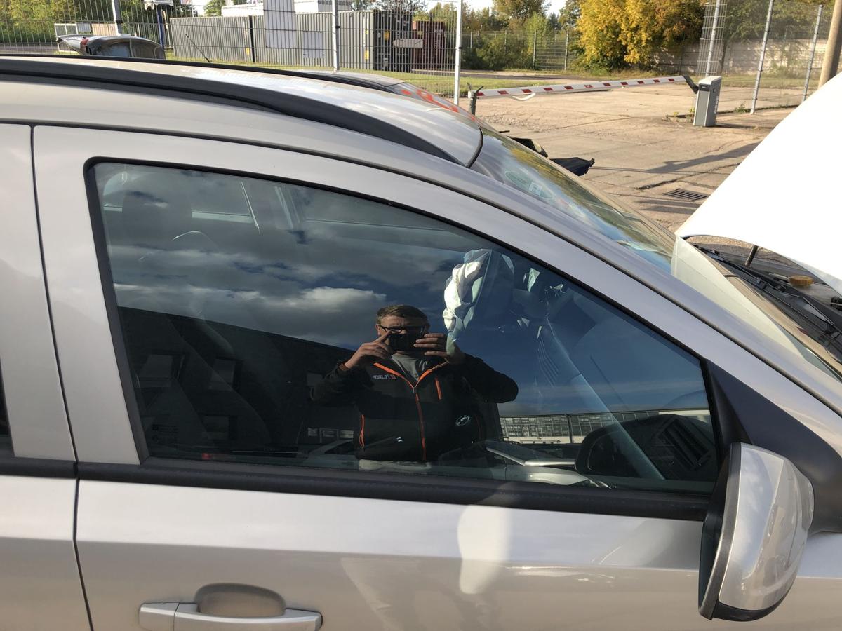 Opel Astra H Caravan Tür vorn rechts Beifahrertür auch 5 türer Z167 Pannacotta