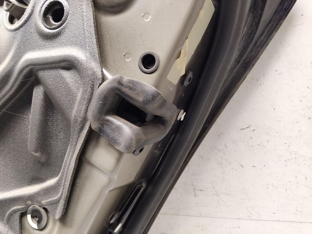 Seat Exeo ST 3R original T&uuml;r hinten rechts LC9Z Black Magic Metallic BJ2011