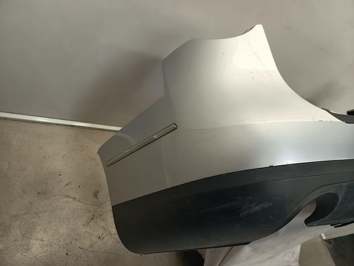 VW PASSAT 3C Variant Bj 2007 orig Stoßfänger/ Stoßstange hinten LA7W Silber
