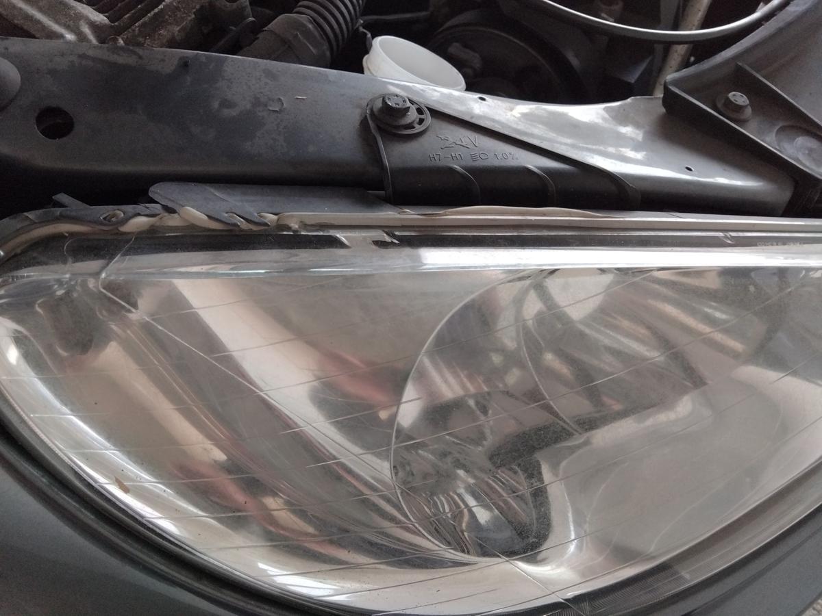 Peugeot 206 original Scheinwerfer vorn rechts Facelift Halogen mit LWR BJ2008