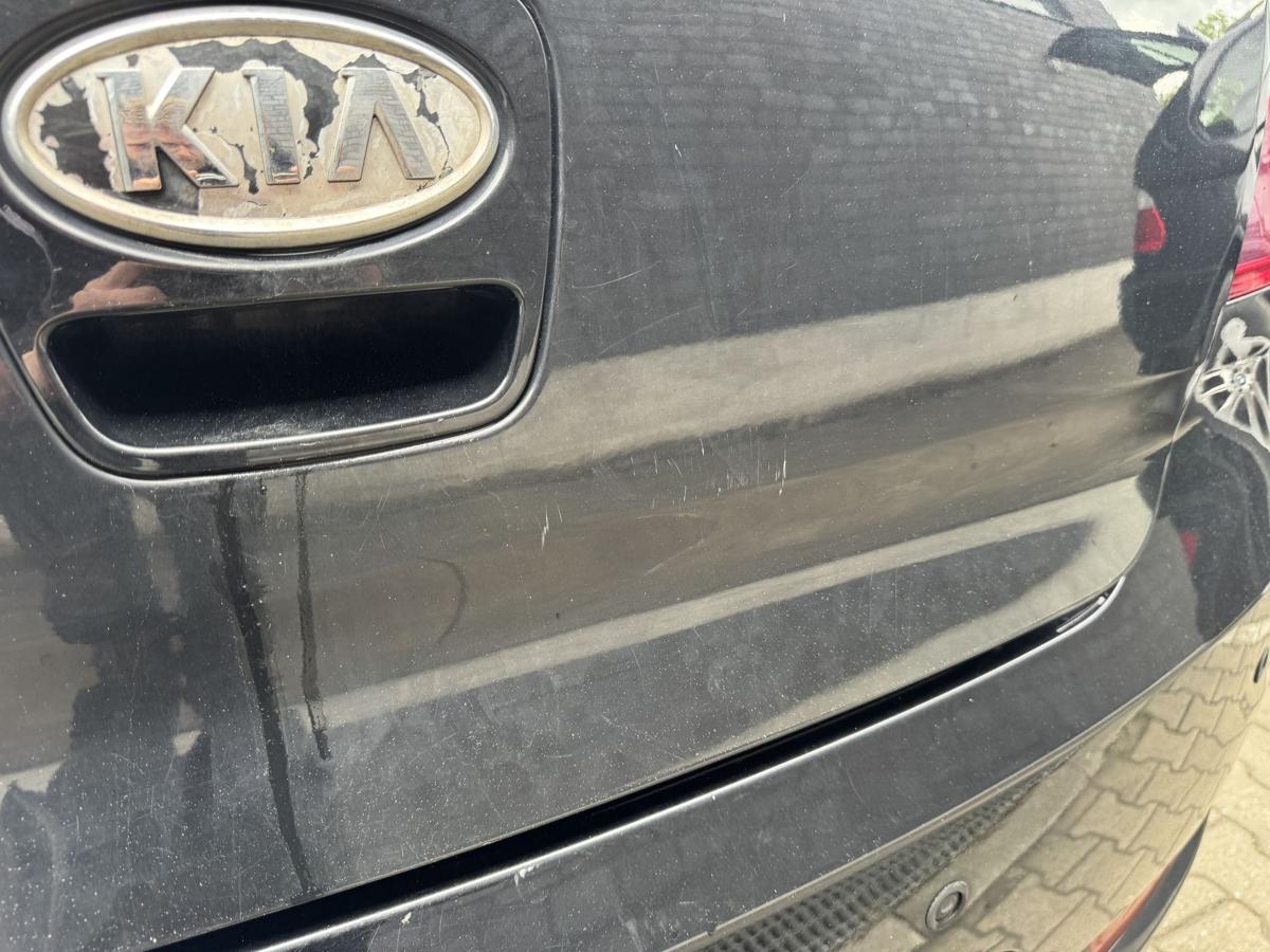 Kia Pro Ceed original Heckklappe mit Heckscheibe 1K Black Pearl Bj.2010