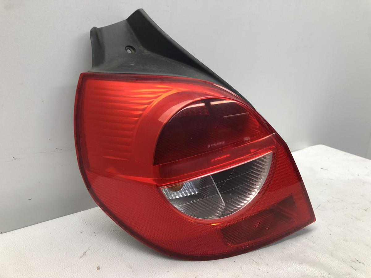 Renault Clio III Limo original R&uuml;ckleuchte links Heck/Schluss/Licht Bj 2006