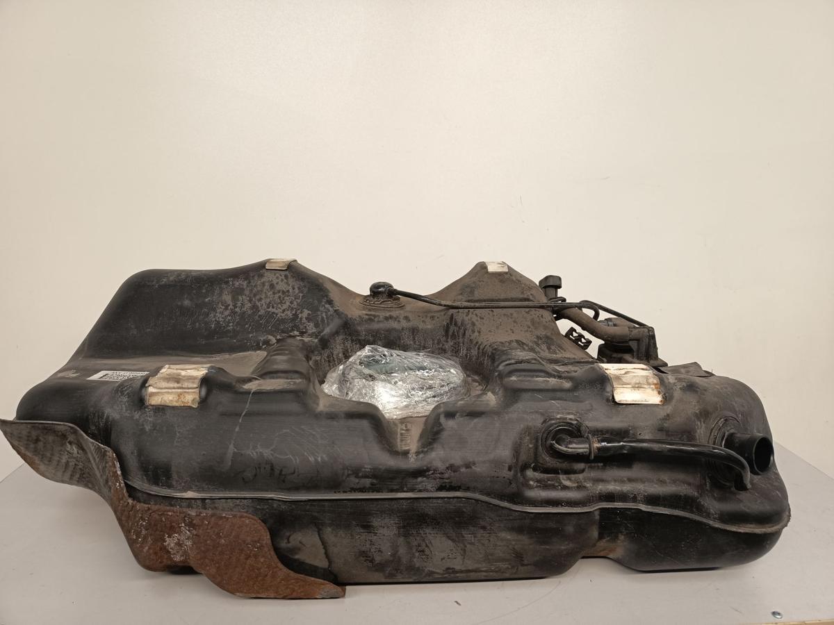 Chevrolet Aveo T300 Bj 2012 original Tank Kraftstofftank 1,2L 63KW Benzin