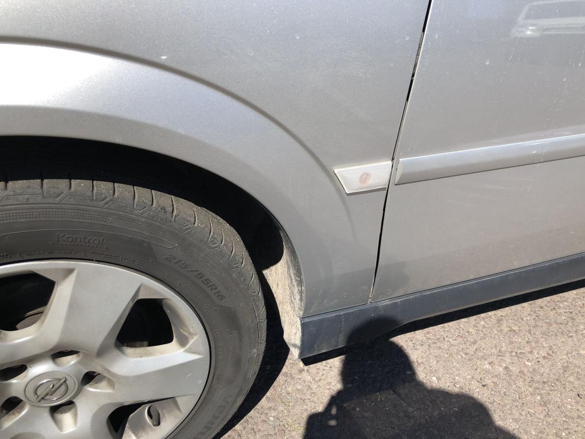 Opel Vectra C Caravan ab 05 Kotfl&uuml;gel vorn links Fahrerseite 2AU Silber