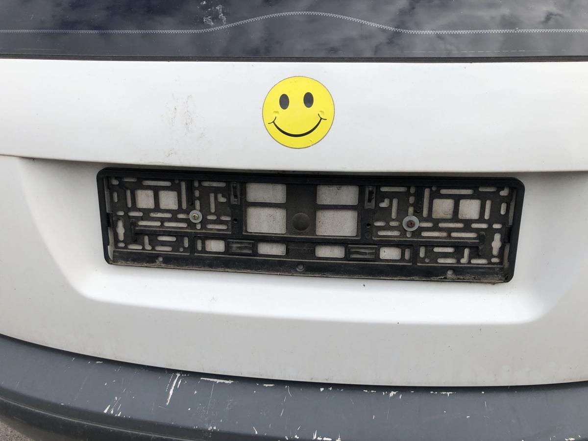 Skoda Fabia 6Y Praktik Heckklappe mit Scheibe ohne Heckwischer LF9E Candywei&szlig;