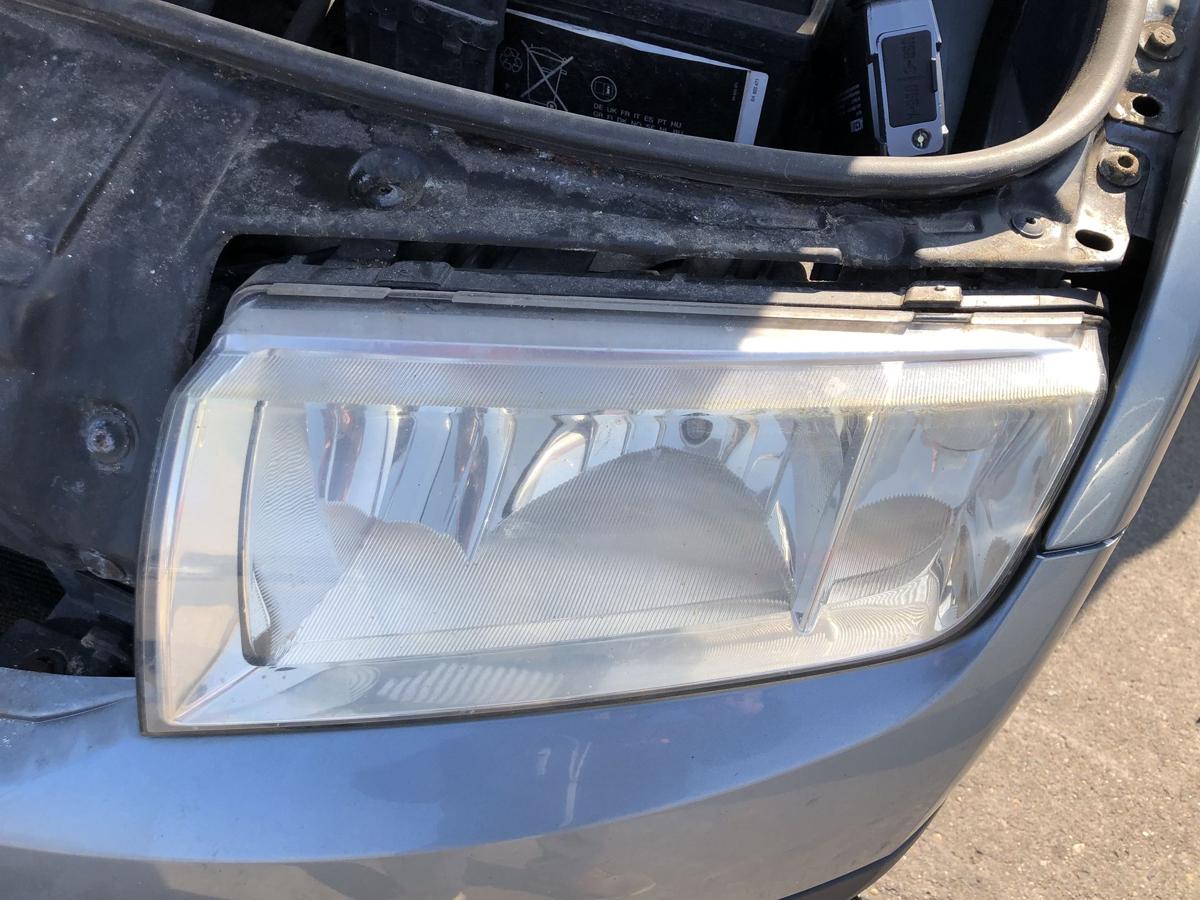 Skoda Fabia 6Y Scheinwerfer vorn links Frontscheinwerfer Lampe Halogen