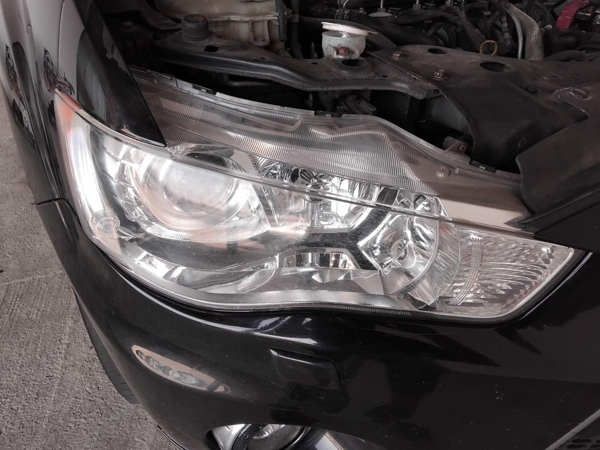 Mitsubishi Outlander 2 CW original Xenon Scheinwerfer rechts Facelift BJ2010