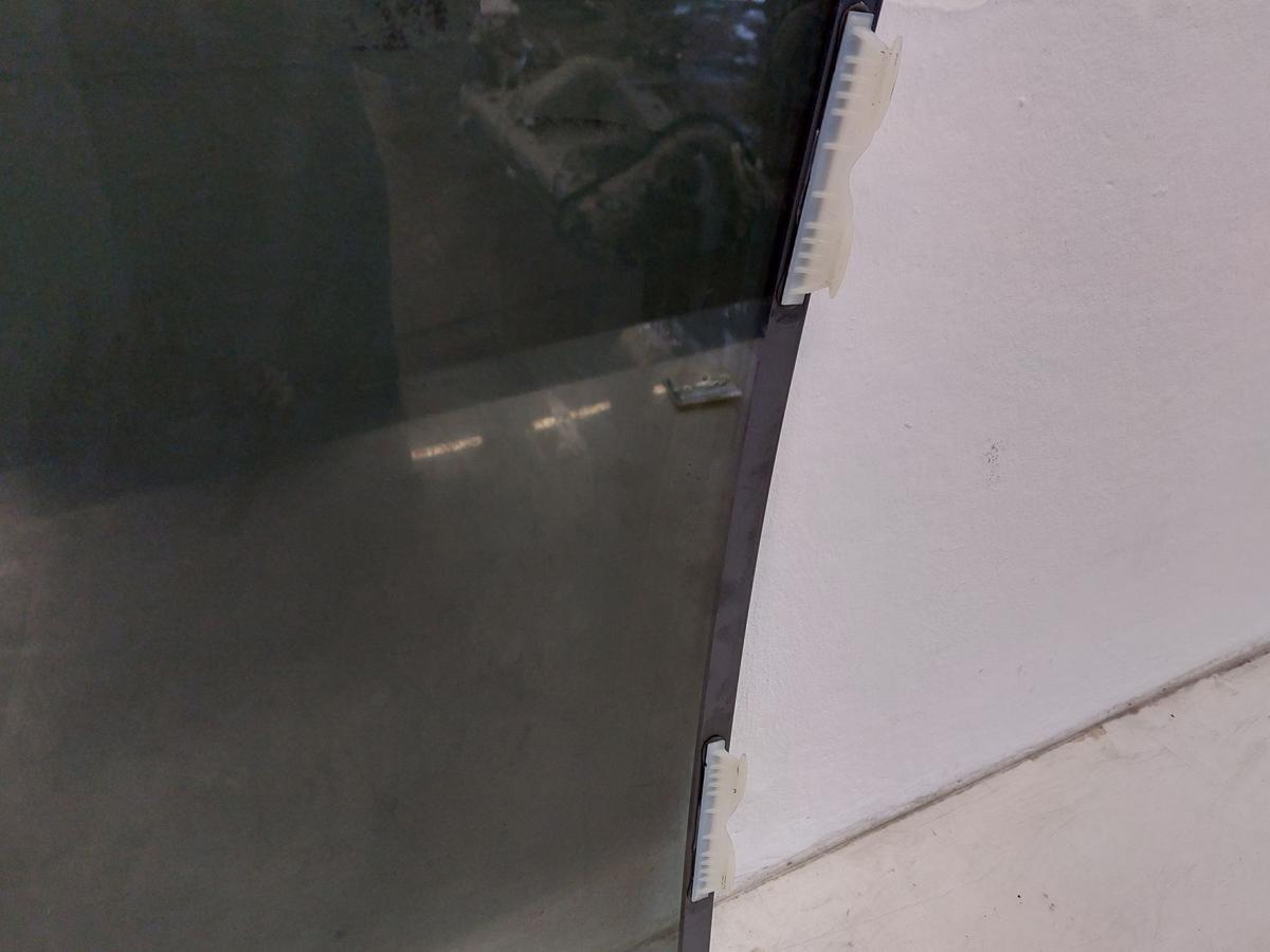 NIO EL6 Elektro SUV T&uuml;rscheibe Seitenscheibe hinten links Werkst&ouml;nung