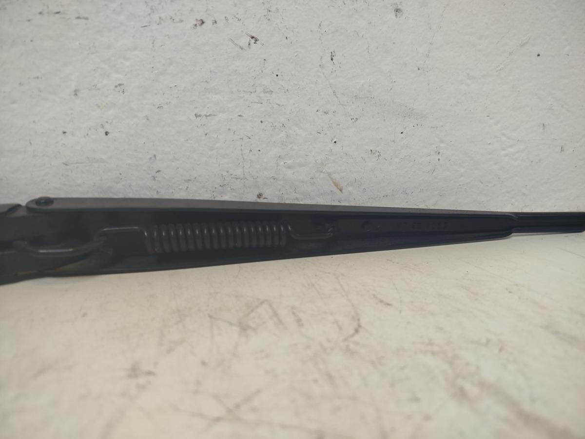 Nissan Leaf ZE1 40kWh Wischerarm vorn rechts Scheibenwischer Beifahrerseite