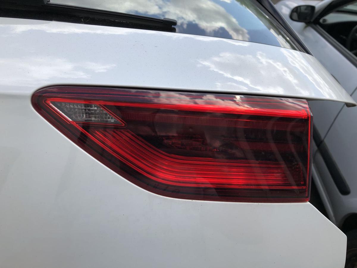VW Golf 8 VIII CD Variant Rückleuchte innen rechts Rücklicht Heckleuchte LED