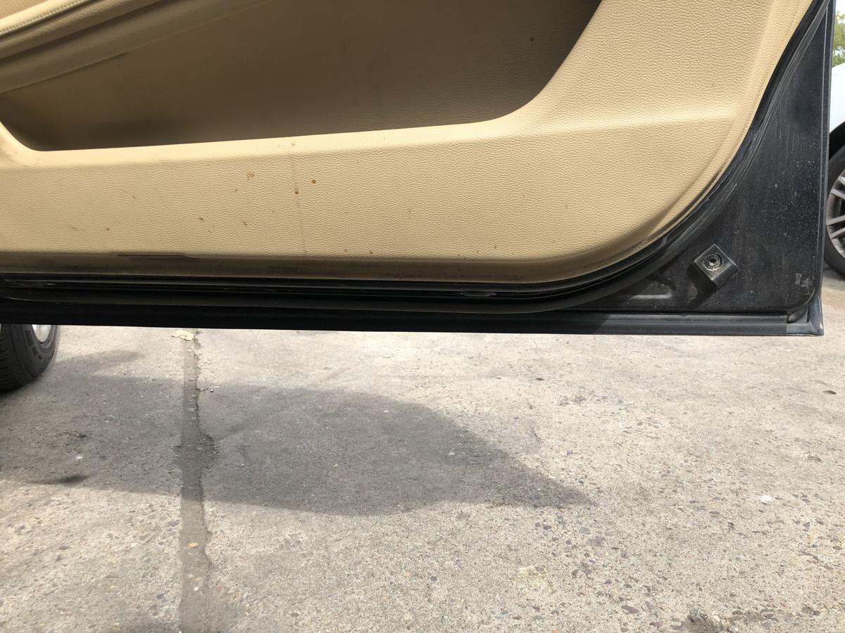 BMW 5er E60 LCI T&uuml;r vorn rechts Beifahrert&uuml;r im Rohbau E61 475 Blacksaphire Met