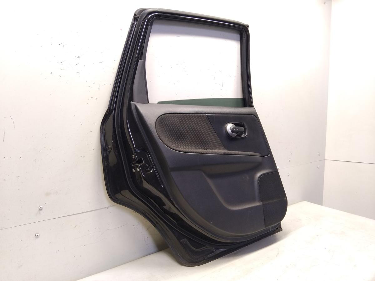 Nissan Note E11 T&uuml;r hinten links schwarzmetallic BJ2006