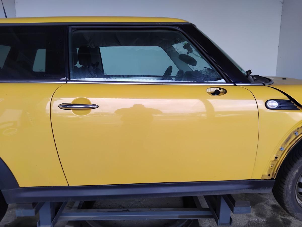 Mini II R56 One T&uuml;r vorn rechts Beifahrert&uuml;r A58 Mellow Yellow BJ2008 3-t&uuml;rig