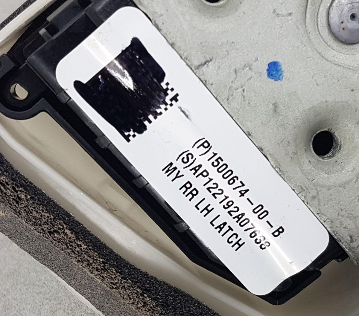 Tesla Model Y T&uuml;rschloss hinten links 1500674-00-B Bj2022 f&uuml;r ZV 7 Pins