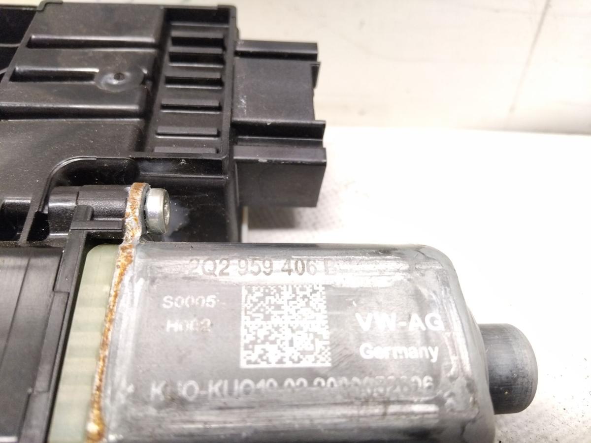 VW T-Cross 1C original Fensterhebermotor vorn rechts 2Q2959406B Bj.2020