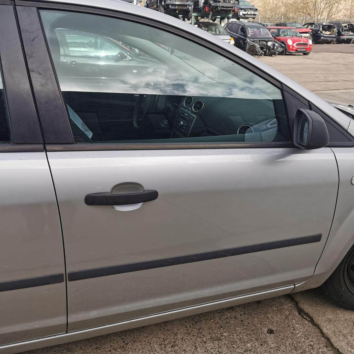 Beifahrertür Tür Rohbautür Autotür vorn rechts Polar Silber Met Ford Focus DA3